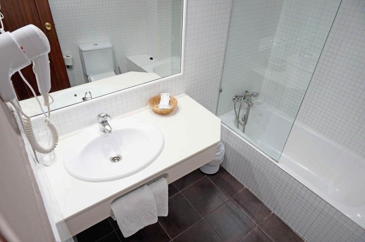 Cesaraugusta Hotel Zaragoza Buitenkant foto
